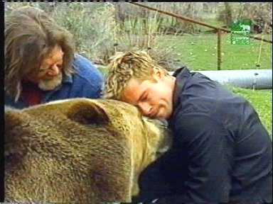 Брэд Питт. Growing Up Grizzly. 2000